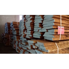 中国优质的最新到货欧洲榉木毛边板材A级 75mm 优质好料 家居工艺品制作实材 易上色